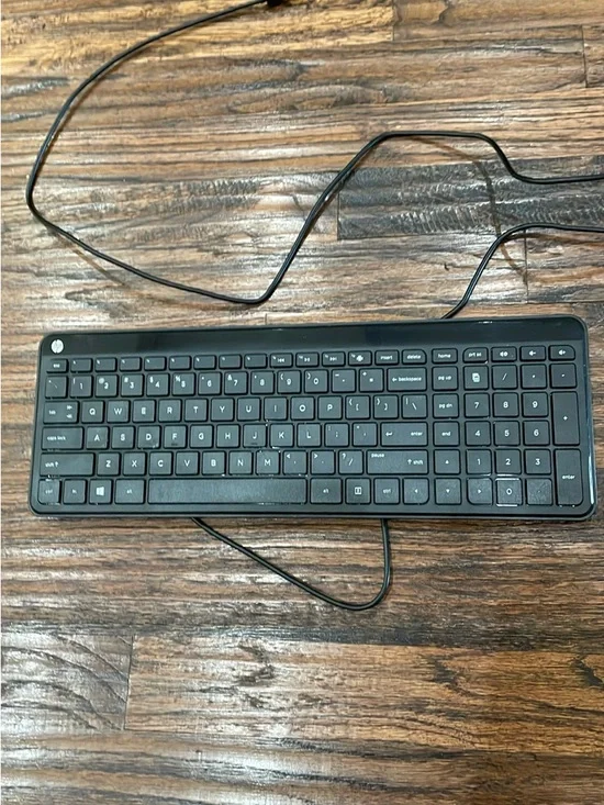 HP Slim Wired Full-Size Black USB Keyboard with Numeric Keypad