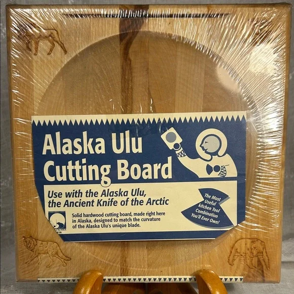 NWT Alaska Ulu cutting board 1998 vintage made in Alaska, USA