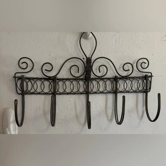 French/antique-vintage Iron Wrack 12”x8”