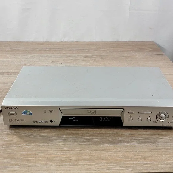 Sony DVP NS300 Silver CD DVD Video CD Player Block Noise Reduction No Remote