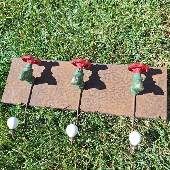 Kitschy Faucet wall hooks