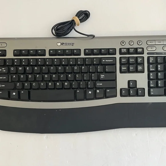 Gateway KB-0532 Black and Gray Wired Keyboard