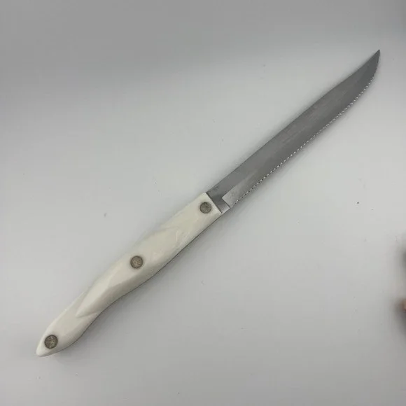 Cutco 1729 Serrated Utility Knife White Handle USA Kitchen Knife Pearl Handle