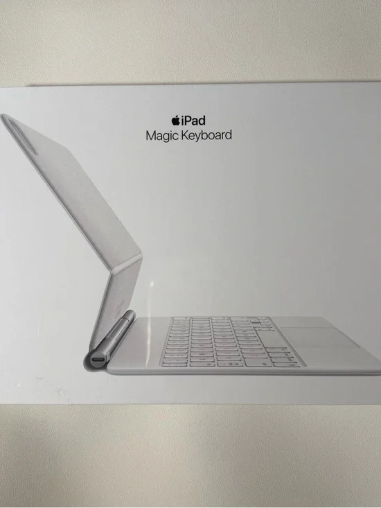 Apple iPad Magic Keyboard - White and Silver Accents