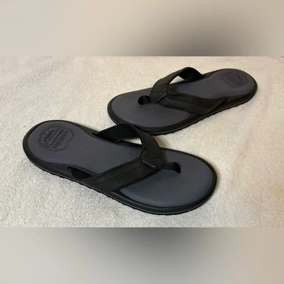 Men’s Skechers Relaxed Fit Memory Foam 360 Black Flip Flops Size 13