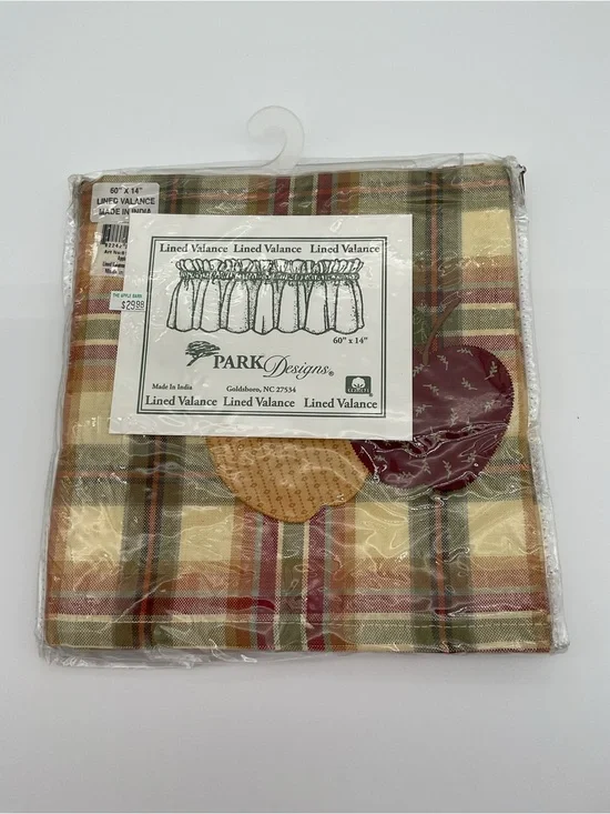 Park Lane Plaid Lined Valance in Cream, Red, Green and Tan