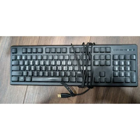 Razer Ornata Chroma RGB Mechanical Clicky Gaming USB Keyboard RZ03-0204 Tested