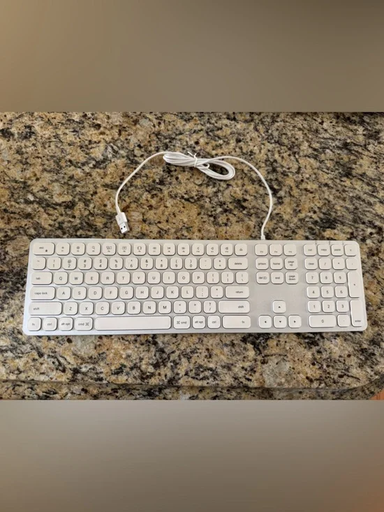Slim White Wired USB Keyboard
