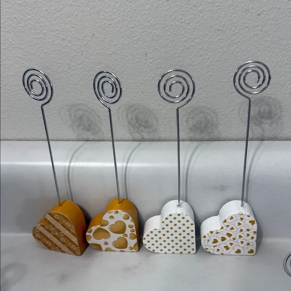 Heart-Shaped Photo Holder Set in Yellow and White