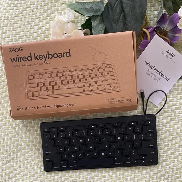 🌟ZAGG 18” Wired Keyboard🌟