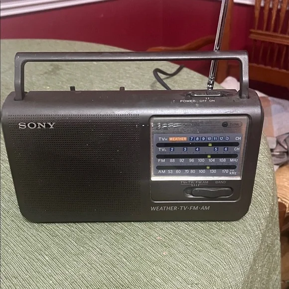 Sony ICF-36 Weather TV FM AM 4 Band Portable Vintage Radio Tested Working