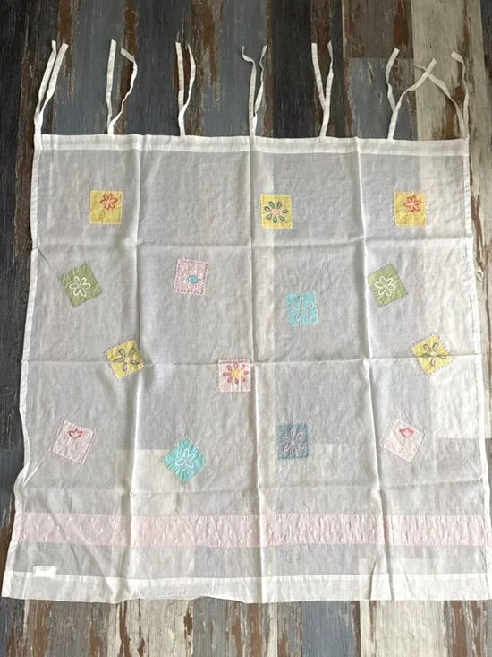 Pottery Barn Kids Sheer Tie Curtain Drape Panel White Pink Patchwork Floral 43