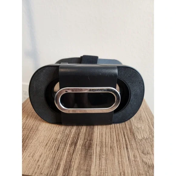 Kids Virtual Reality VR Headset Goggles for Smartphone 3D Movies Games