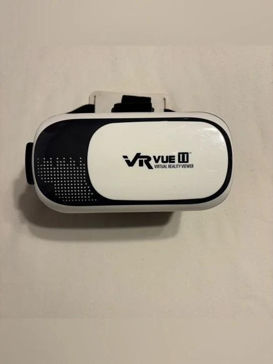 White and Black Xtreme Cables VR Vue ll Virtual Reality Viewer