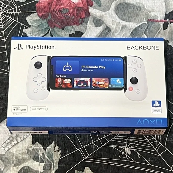 NIB SONY PLAYSTATION BACKBONE ONE EDITION VIDEO GAME CONTROLLER WHITE IPHONE NEW