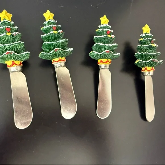 Set of 4 Festive‎ Christmas Tree Spreaders perfect for cheese or butter spread