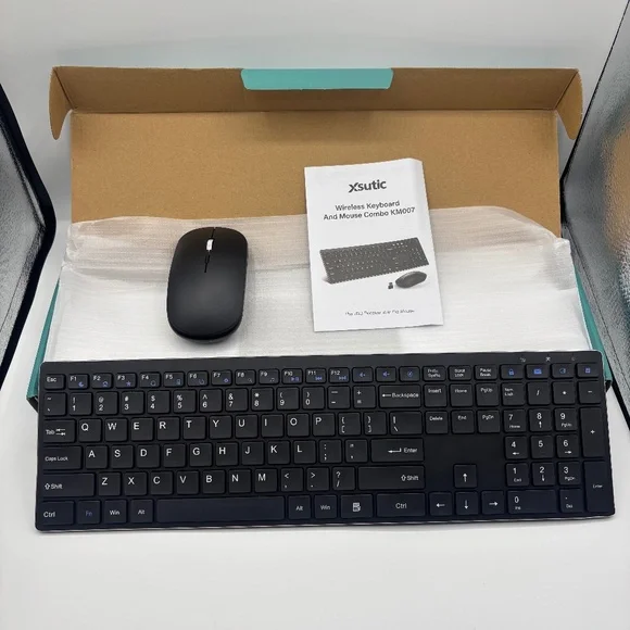 Xsutic KM007 Wireless Keyboard and Mouse Combo
