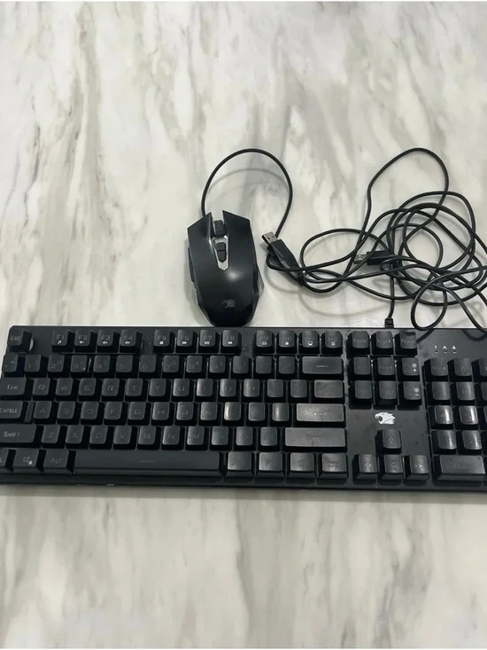 iBUYPOWER Gaming Keyboard KB-IBP-2210 LOT OF 10 with mouse.