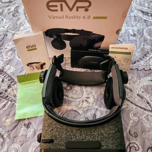 ETVR VIRTUAL REALITY 4.0 VR HEADSET ~ INCLUDES BOX & ALL PARTS ~ USED 1 TIME!