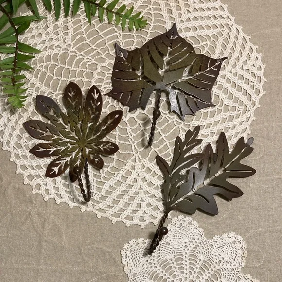 Decorative Metal Leaf Wall Hooks Set Of 3