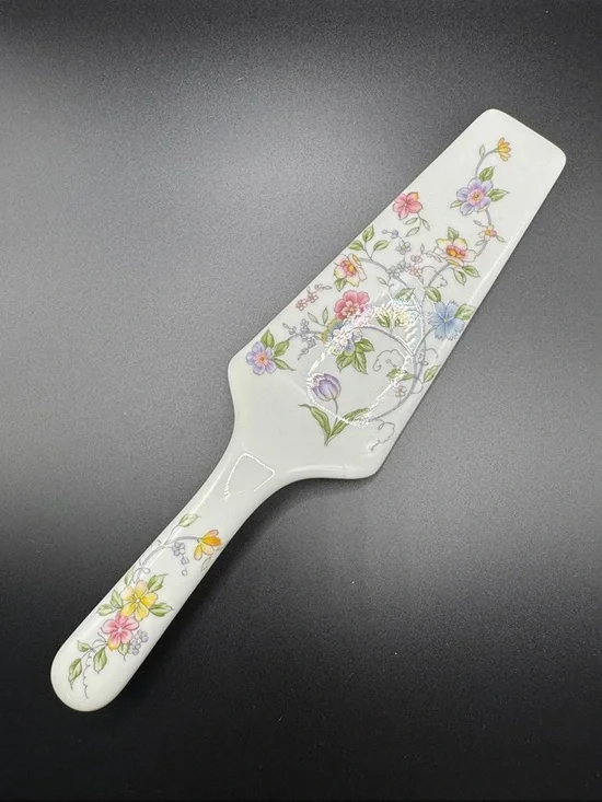 Andrea by Sadek White Porcelain Server with floral design