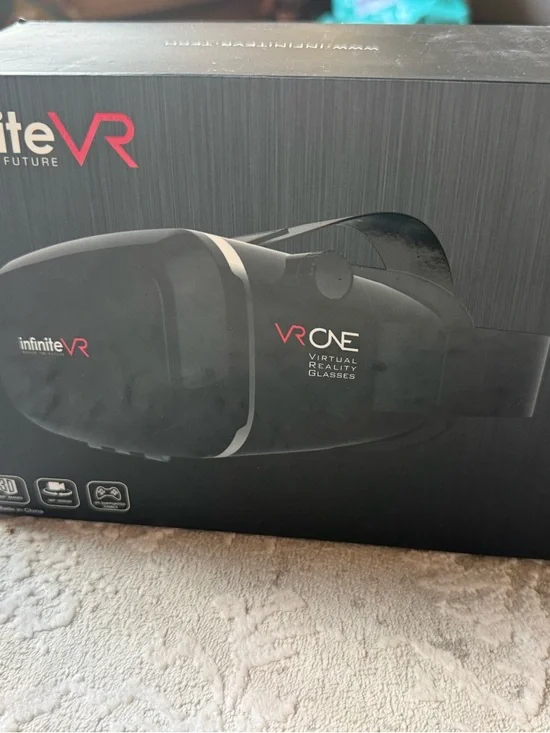InfiniteVR Black Smartphone VR Headset