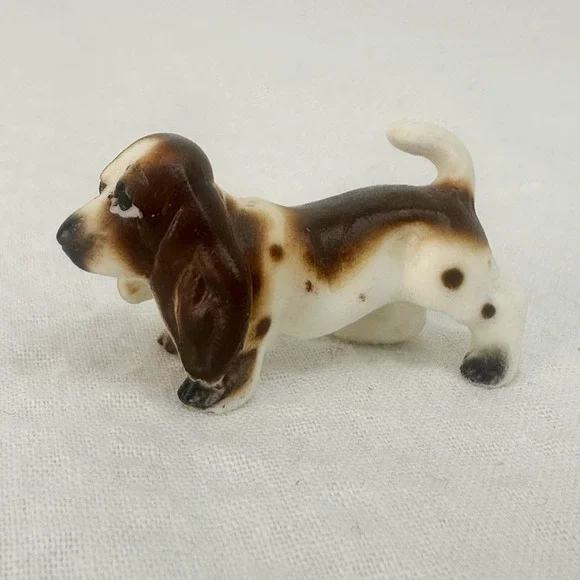Vintage Baby Basset Hound Dog‎ Miniature Bone China Ceramic 1.25