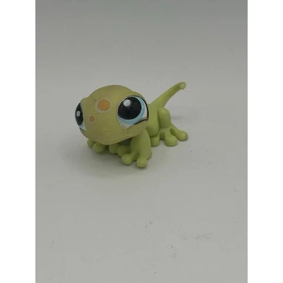 Littlest Pet Shop #1154 Lime Gecko Authentic Hasboro Collectible Toy 2007