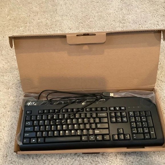 NWT Acer Black USB Wired Keyboard