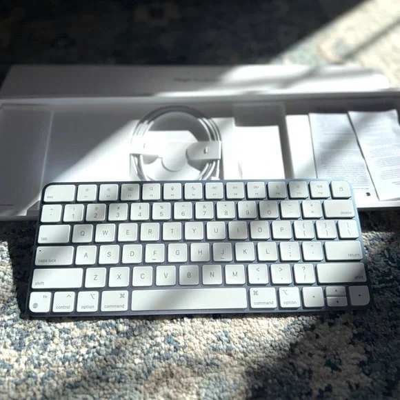 Apple Magic Keyboard Blue