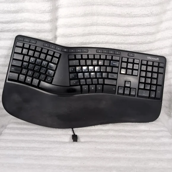 Microsoft Ergonomic Keyboard Black Model 1878 Wired USB 2.0 Tested & Works!