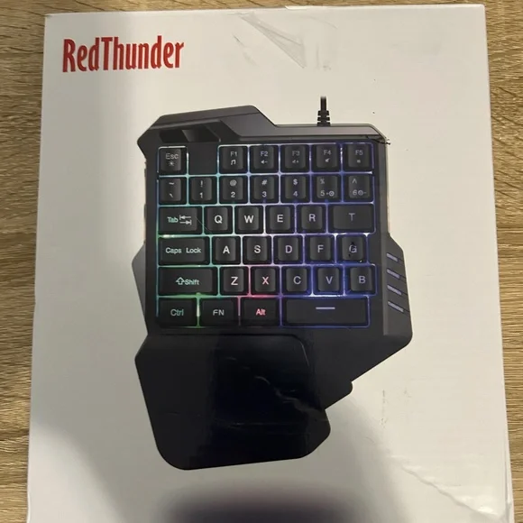Red Thunder One Handed Gaming Keyboard RGBBacklit 35 Keys Portable Mini Gaming