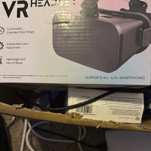 Black VR Headset for Smartphones