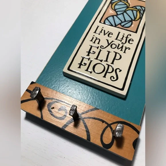Macone Clay Wall Plaque Key Holder