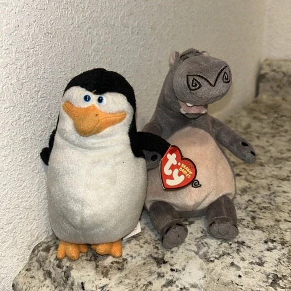 TY SKIPPER the PENGUIN & Georgia Hippo BEANIE BABY -‎ MADAGASCAR P1