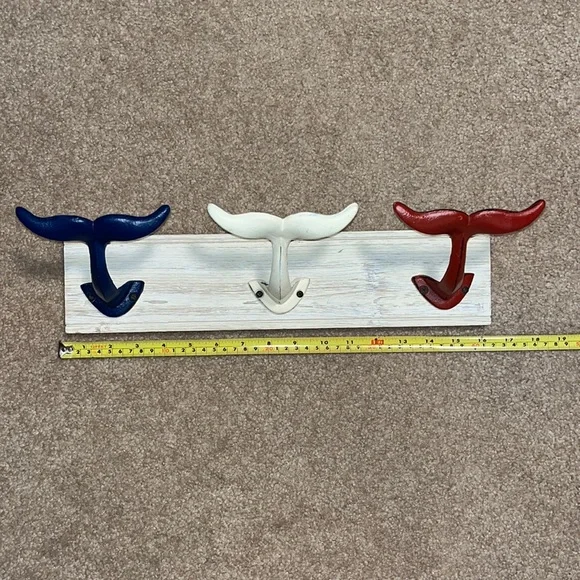 Whale tail coat towel rack red white and blue