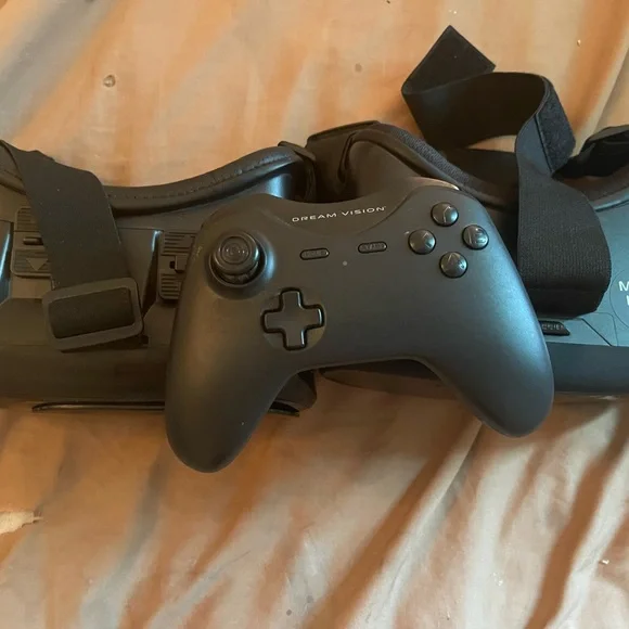 Black VR Headset with Controller