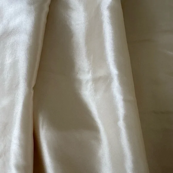 American Living Ivory Polyester Curtains, 54”x 82” 🦋