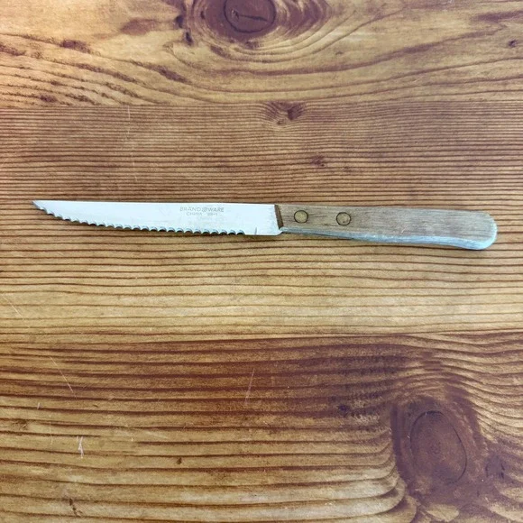 Brandware Serrated Steak Knife‎ Wood Handle 881 Vintage Cutlery