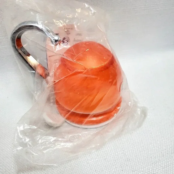Orka~Reusable Vacuum Suction‎ Cup Hooks~Holds Up To 17lbs~NEW!