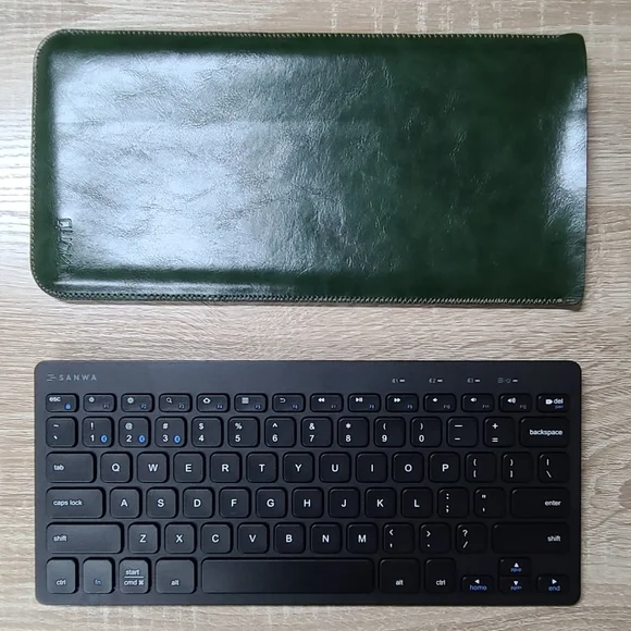 Sanwa GSKBBT28BK Bluetooth Keyboard – Slim & Portable