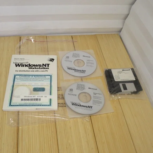 Microsoft Windows‎ NT Workstation 4.0 SP4 CD-ROM, 3.5 Floppies, Manual & COA 02