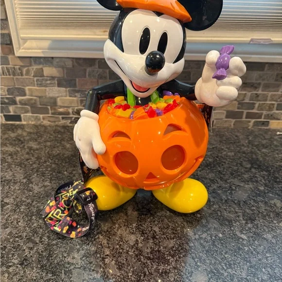 Disney Halloween Mickey Mouse light up Popcorn/ trick-or-treat container