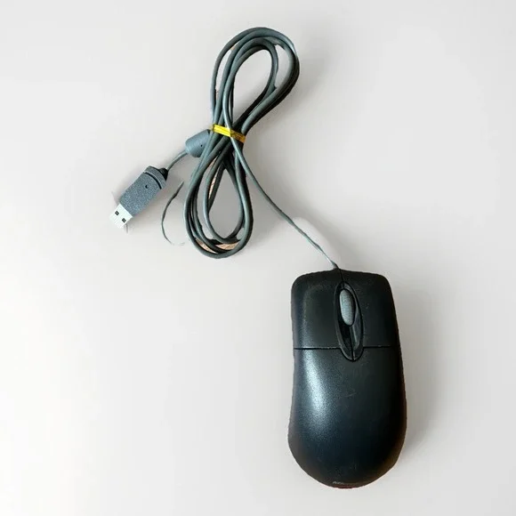 Microsoft Wheel Mouse Optical USB and‎ PS2 Compatible (X802382-018) Black TESTED