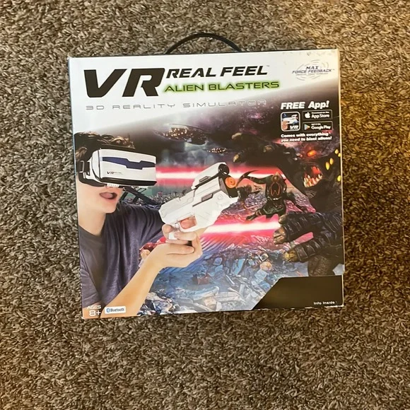 Virtual Reality Alien Blaster Simulator with Headset and Blaster