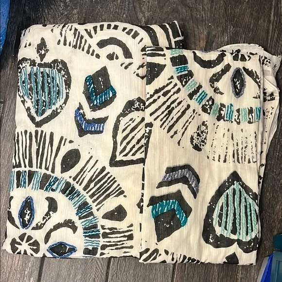 Set of 2 drape panels