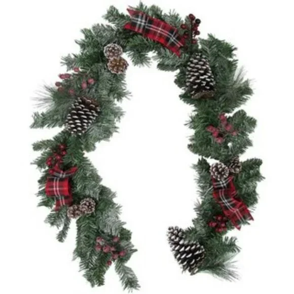 6 ft. Pinecone Garland