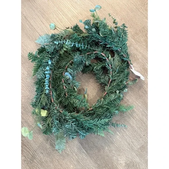 NWT Ashland Christmas Cypress Pinecone & Eucalyptus Garland 12 ft‎ Mantel Rustic
