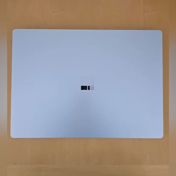 Microsoft Surface Laptop 4