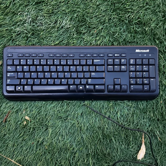Microsoft 400 wired Keyboard